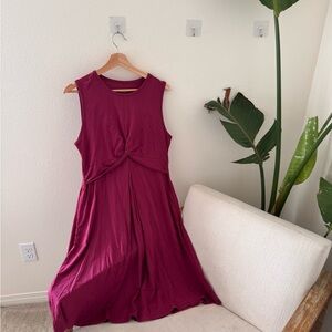 Elegant Sleeveless Magenta Dress- breastfeeding friendly